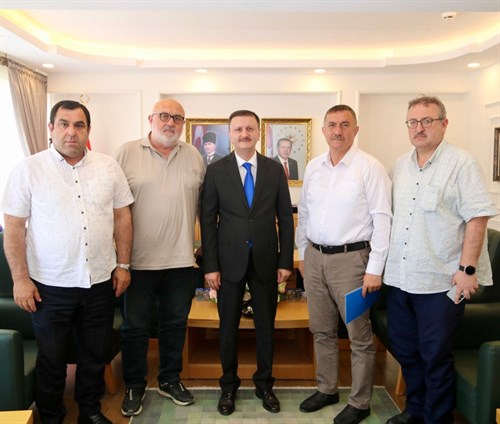 AK PARTİ İL BAŞKANINDAN GENEL SEKRETERİMİZE ZİYARET